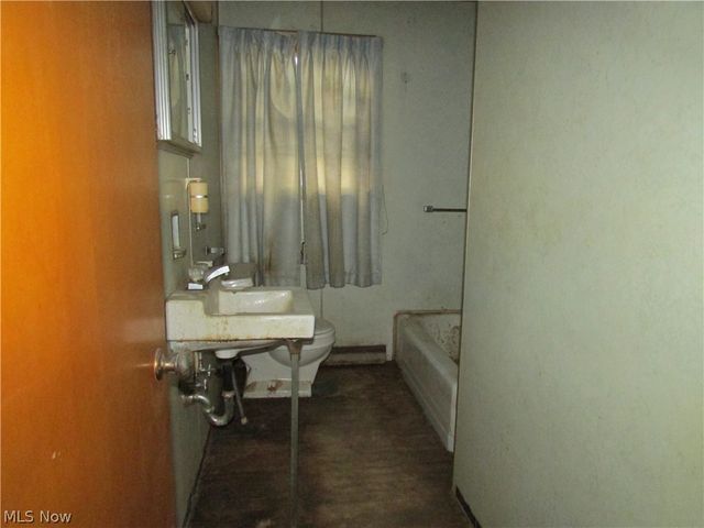 431 Ward Drive, Wintersville, OH 43952