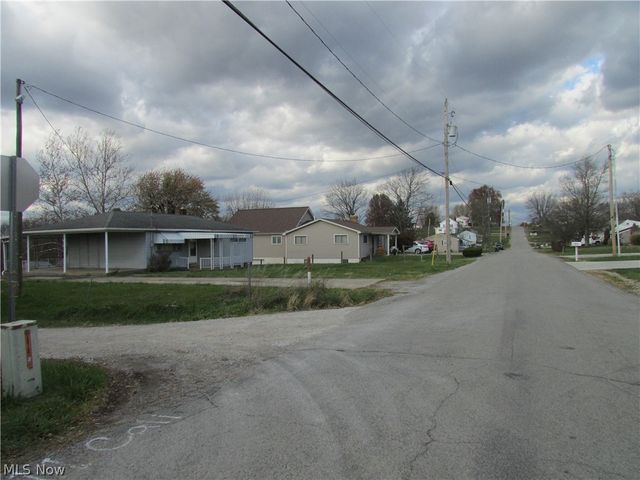 431 Ward Drive, Wintersville, OH 43952