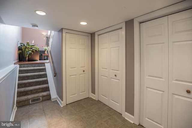 127 KINGS CROFT, Cherry Hill, NJ 08034