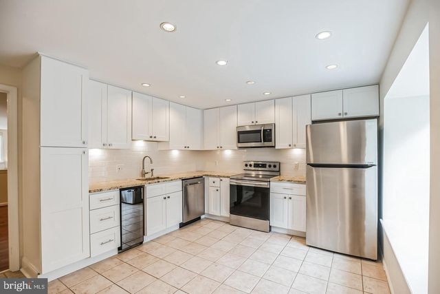 127 KINGS CROFT, Cherry Hill, NJ 08034