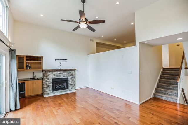 127 KINGS CROFT, Cherry Hill, NJ 08034