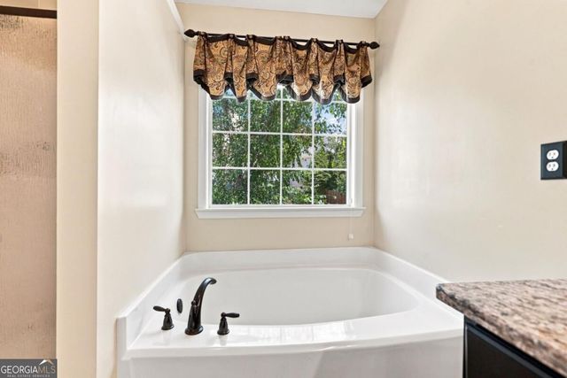 3170 Hartness Way NW, Kennesaw, GA 30144