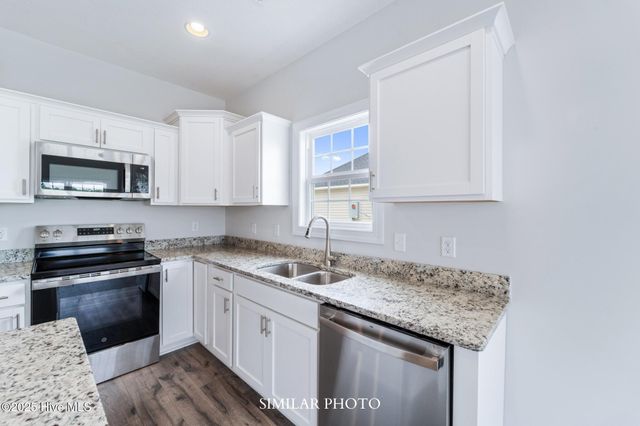 128 Sanctuary Street, Jacksonville, NC 28546