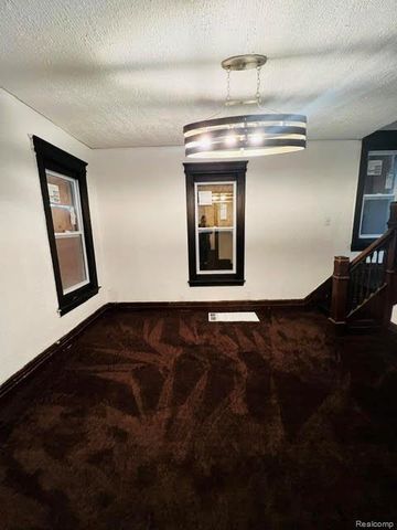 7720 E Canfield Street, Detroit, MI 48214