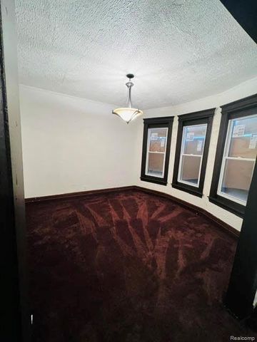 7720 E Canfield Street, Detroit, MI 48214