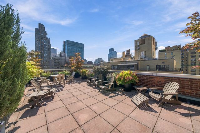310 E 70th St Apt 1K, New York City, NY 10021
