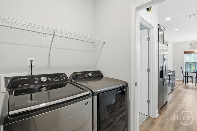 725 Meloney Drive, Hinesville, GA 31313