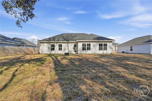 725 Meloney Drive, Hinesville, GA 31313