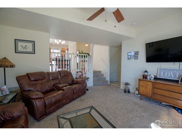 925 Greenbrook Dr, Windsor, CO 80550