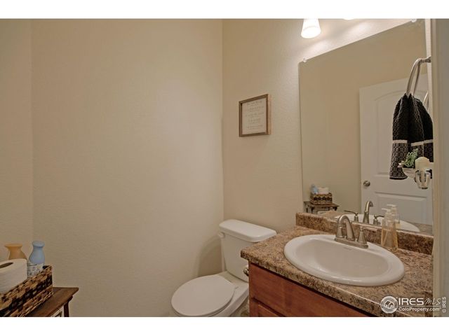 925 Greenbrook Dr, Windsor, CO 80550