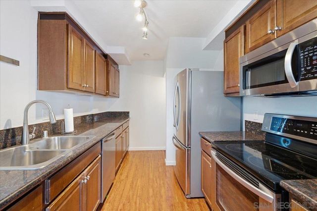 2287 Caminito Pasada 101, San Diego, CA 92107