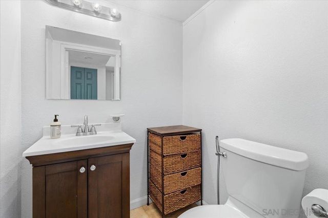 2287 Caminito Pasada 101, San Diego, CA 92107