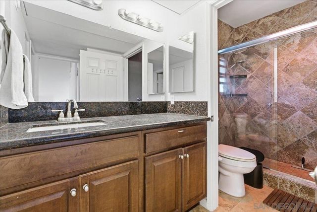 2287 Caminito Pasada 101, San Diego, CA 92107