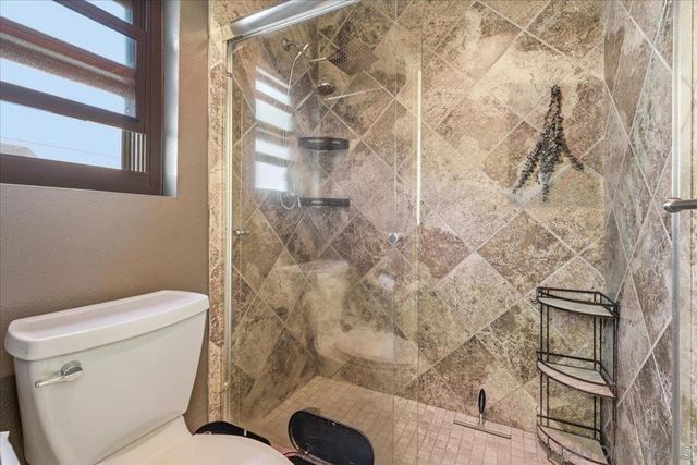 2287 Caminito Pasada 101, San Diego, CA 92107