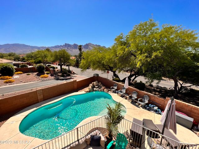 1291 Tee Up Way, Oro Valley, AZ 85737