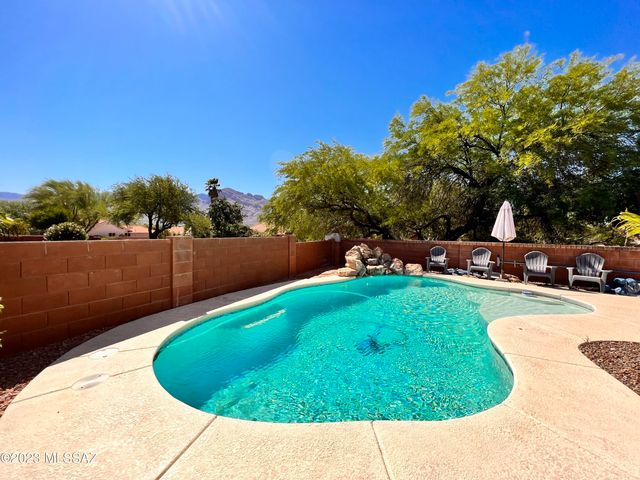 1291 Tee Up Way, Oro Valley, AZ 85737