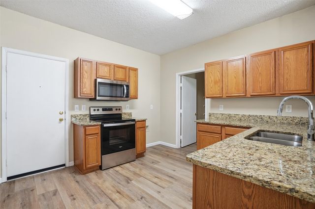 213 Beechgrove Terrace, Fort Worth, TX 76140