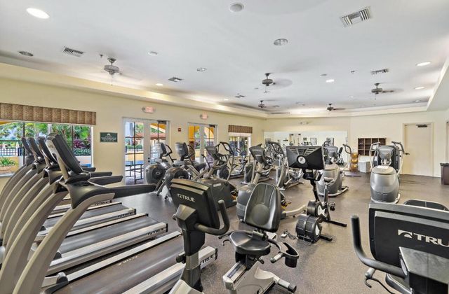 113 Evergrene Parkway 3-A, Palm Beach Gardens, FL 33410