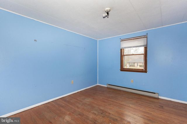 3007 MERLE CT, New Windsor, MD 21776