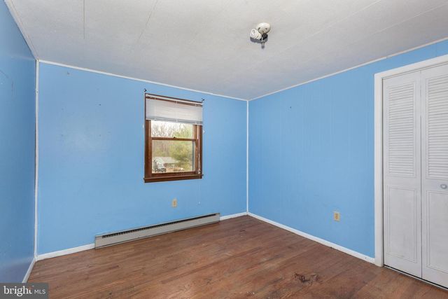 3007 MERLE CT, New Windsor, MD 21776