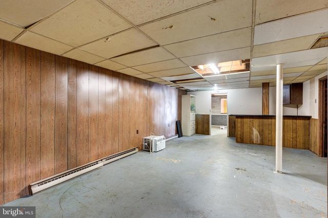 3007 MERLE CT, New Windsor, MD 21776