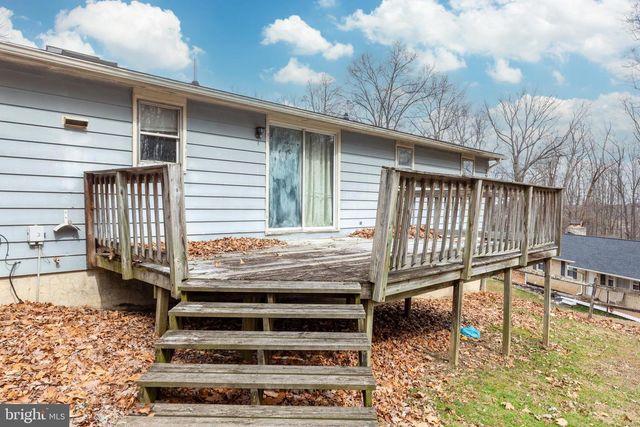 3007 MERLE CT, New Windsor, MD 21776