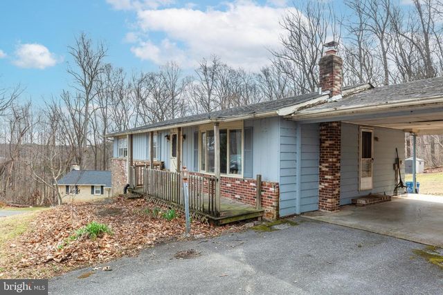 3007 MERLE CT, New Windsor, MD 21776