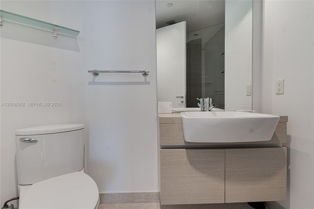 200 Biscayne Boulevard Way 5001, Miami, FL 33131