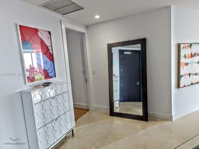 200 Biscayne Boulevard Way 5001, Miami, FL 33131