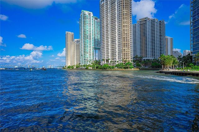 200 Biscayne Boulevard Way 5001, Miami, FL 33131
