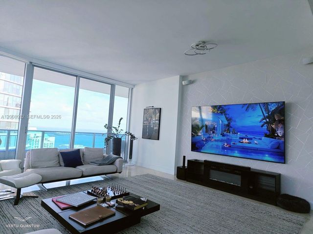 200 Biscayne Boulevard Way 5001, Miami, FL 33131