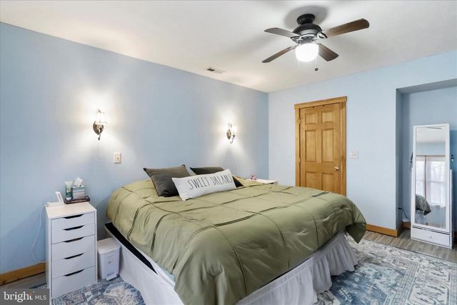 1400 CORE RD, Romney, WV 26757