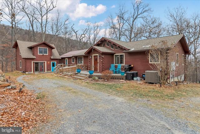 1400 CORE RD, Romney, WV 26757