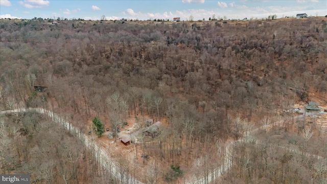 1400 CORE RD, Romney, WV 26757