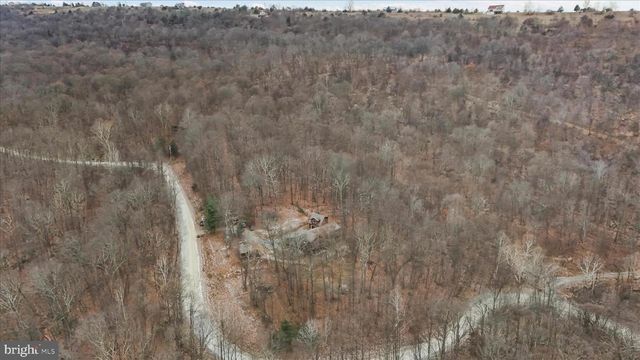 1400 CORE RD, Romney, WV 26757