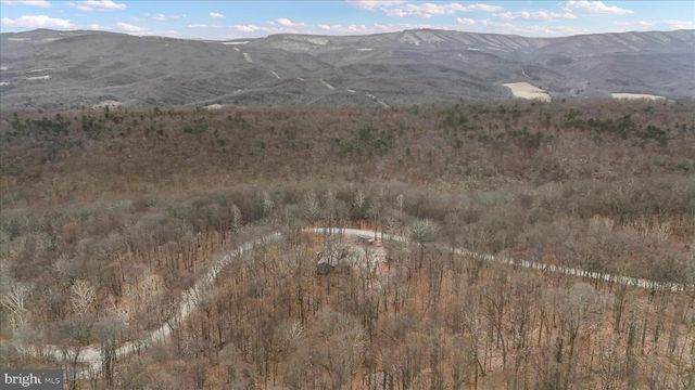 1400 CORE RD, Romney, WV 26757