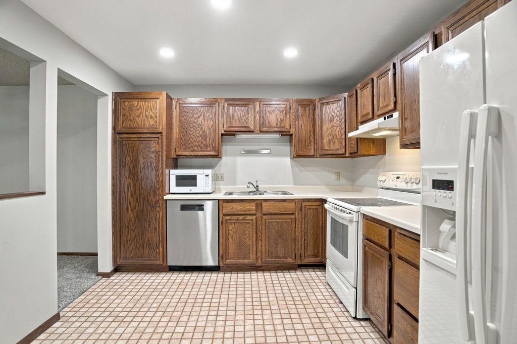4385 Trenton Lane N 212, Plymouth, MN 55442 — photo 4