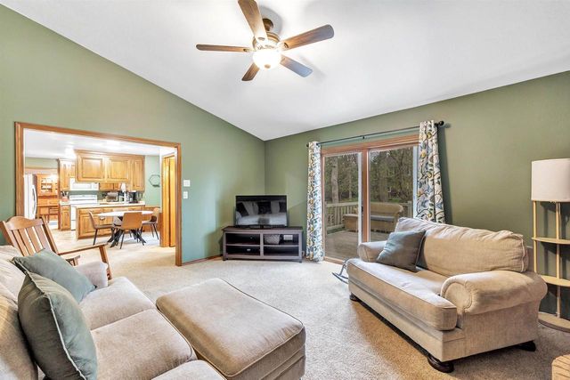 305 WINDWARD ROAD, Green Bay, WI 54302