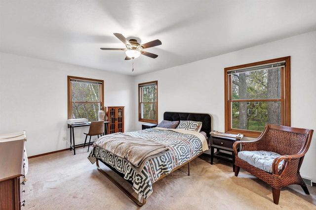 305 WINDWARD ROAD, Green Bay, WI 54302
