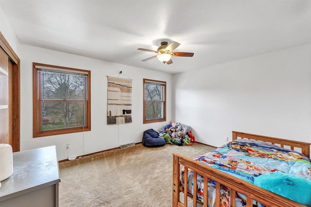 305 WINDWARD ROAD, Green Bay, WI 54302