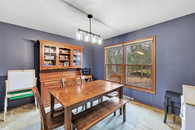 305 WINDWARD ROAD, Green Bay, WI 54302