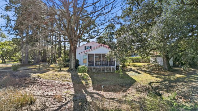 613 Cypress Court, Georgetown, SC 29440