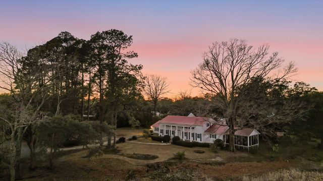 613 Cypress Court, Georgetown, SC 29440