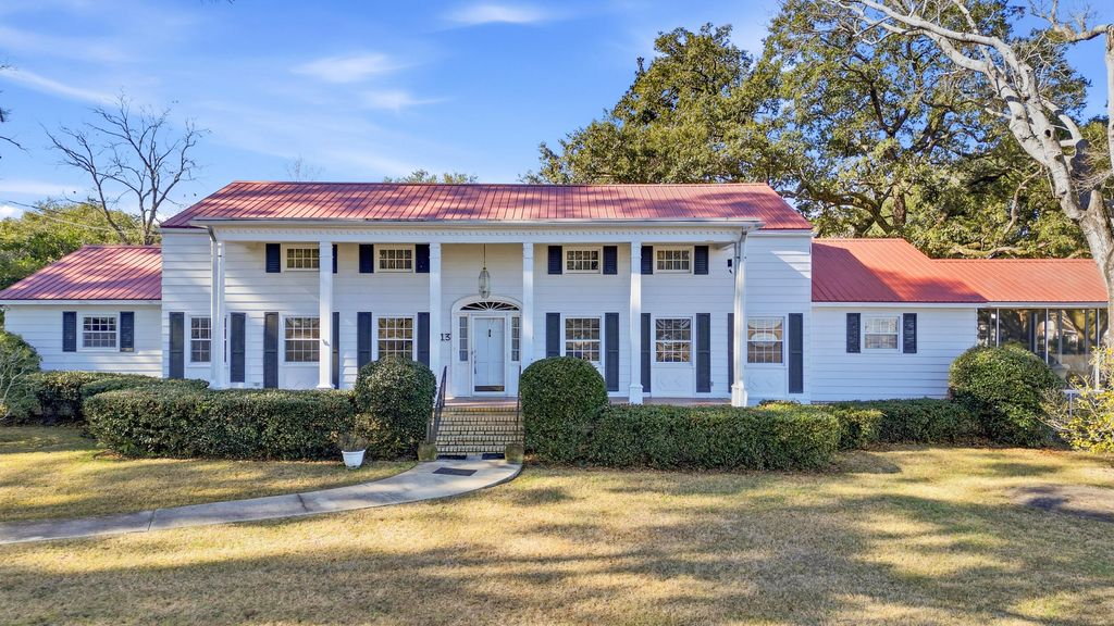 613 Cypress Court, Georgetown, SC 29440