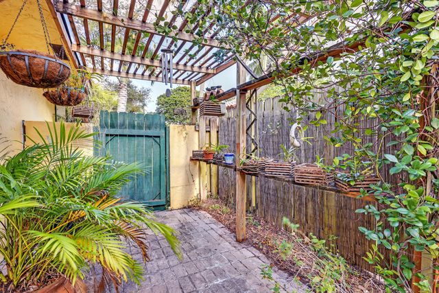 1440 SW 20th Street, Boca Raton, FL 33486