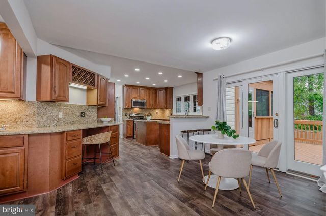 1278 MASON MILL CT, Herndon, VA 20170