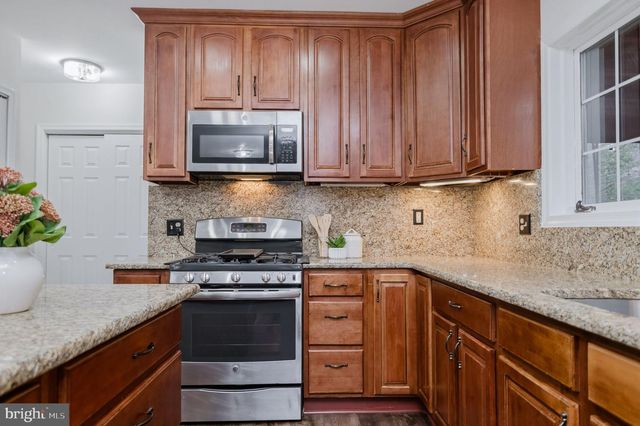 1278 MASON MILL CT, Herndon, VA 20170
