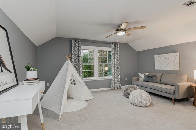 1278 MASON MILL CT, Herndon, VA 20170