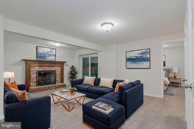1278 MASON MILL CT, Herndon, VA 20170