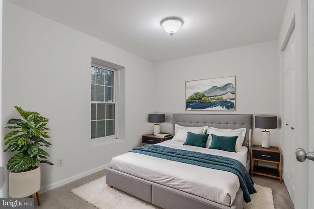 1278 MASON MILL CT, Herndon, VA 20170